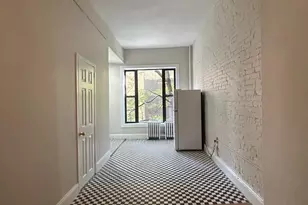 318 W 106th St, New York City, NY 10025 - Photo 6