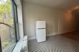 318 W 106th St, New York City, NY 10025 - Photo 6