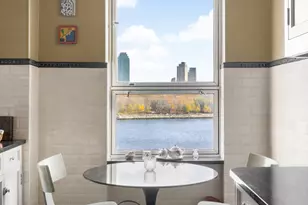 450 E 52nd St, New York, NY 10022 - Photo 8