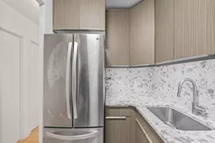 220 Manhattan Ave, New York City, NY 10026 - Photo 10