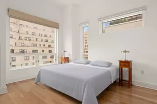 250 E 49th St, New York City, NY 10017 - Photo 4