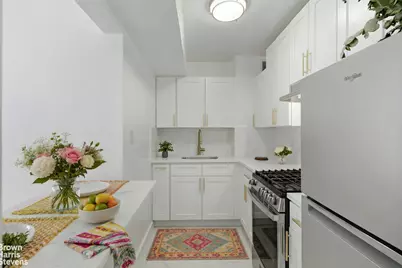 400 E 17th Street #600, Brooklyn, NY 11226 - Photo 1