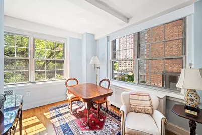10 Mitchell Place #3A, New York, NY 10017 - Photo 2