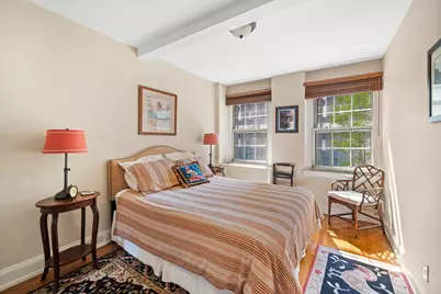 10 Mitchell Place #3A, New York, NY 10017 - Photo 4