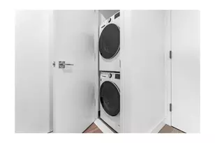 25-88 38th St, New York City, NY 11103 - Photo 6