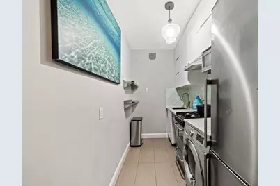 132 W 71st Street #7, New York, NY 10023 - Photo 4