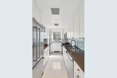 200 E 66th Street #E503, New York City, NY 10065 - Photo 4