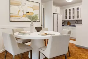 200 E 61st St, New York City, NY 10065 - Photo 8