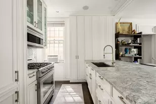 171 W 12th St, New York City, NY 10011 - Photo 4
