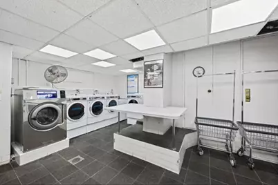 321 E 48th Street #9D, New York, NY 10017 - Photo 16