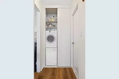 321 E 48th Street #9D, New York, NY 10017 - Photo 10