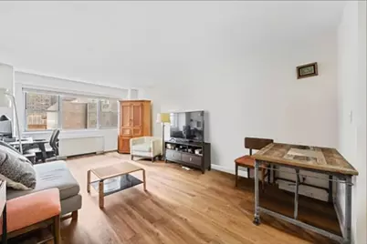 321 E 48th Street #9D, New York, NY 10017 - Photo 2