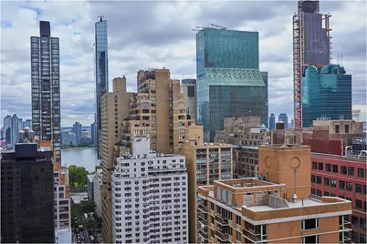 212 E 47th Street #27G, New York City, NY 10017 - Photo 8