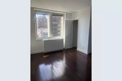 212 E 47th Street #27G, New York, NY 10017 - Photo 4