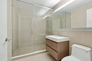 464 W 44th St, New York City, NY 10036 - Photo 8