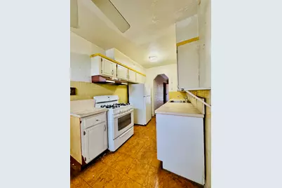1842 Schieffelin Avenue #TWN, Bronx, NY 10466 - Photo 22