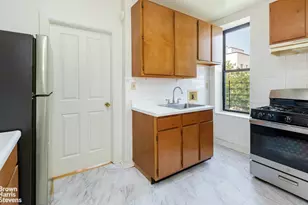 16 W 119th St, New York City, NY 10026 - Photo 2