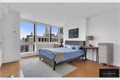 235 E 55th Street #PHC, New York, NY 10022 - Photo 6