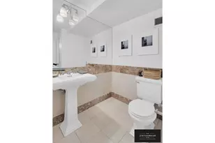 235 E 55th St, New York City, NY 10022 - Photo 10
