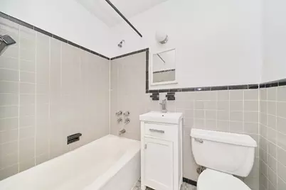 400 W 45th Street #3G, New York, NY 10036 - Photo 6