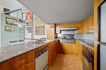 682 6th Avenue #Loft 2, New York, NY 10010 - Photo 10
