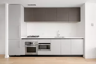 545 W 48th St, New York City, NY 10036 - Photo 4