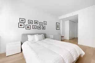 545 W 48th St, New York City, NY 10036 - Photo 6