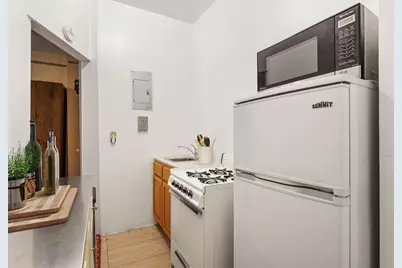 424 E 115th Street #2B, New York, NY 10029 - Photo 8