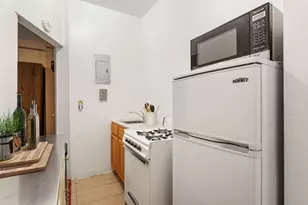 424 E 115th St, New York, NY 10029 - Photo 8