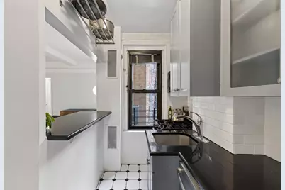 235 W End Avenue #5C, New York, NY 10023 - Photo 4