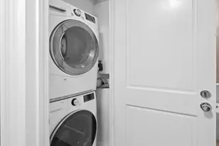 200 E 84th St, New York City, NY 10028 - Photo 8
