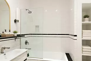 132 Duane St, New York City, NY 10013 - Photo 10