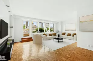 305 E 24th St, New York City, NY 10010 - Photo 2
