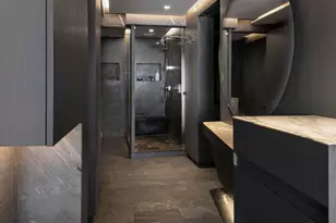 249 E 48th St, New York City, NY 10017 - Photo 12