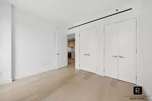 215 W 28th St, New York City, NY 10001 - Photo 8