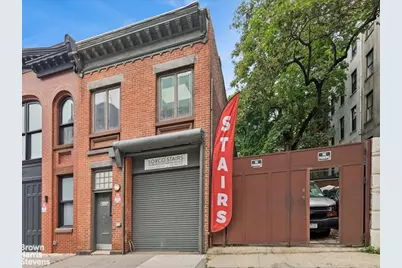 331 Vanderbilt Avenue, Brooklyn, NY 11205 - Photo 10