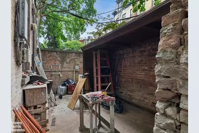 331 Vanderbilt Avenue, Brooklyn, NY 11205 - Photo 8