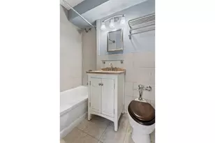 166 E 35th St, New York City, NY 10016 - Photo 6