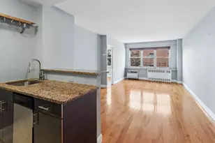 166 E 35th St, New York City, NY 10016 - Photo 8
