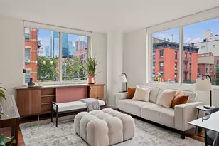 393 W 49th St, New York City, NY 10019 - Photo 4