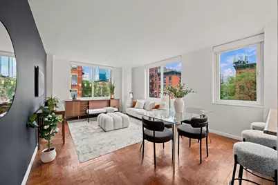 393 W 49th Street #2G, New York, NY 10019 - Photo 6