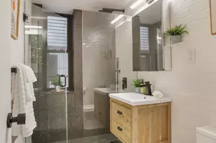 153 Clinton Ave, New York City, NY 11205 - Photo 8