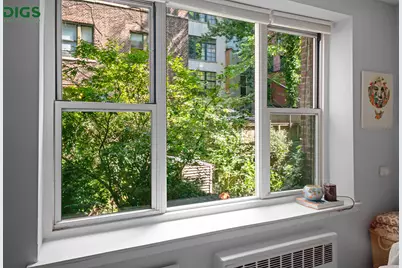 235 W 70th Street #1D, New York, NY 10023 - Photo 8