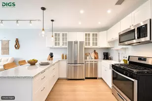 235 W 70th St, New York City, NY 10023 - Photo 4