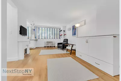 520 E 76th Street #1F, New York, NY 10021 - Photo 2
