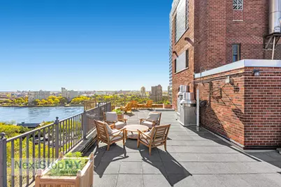 520 E 76th Street #1F, New York, NY 10021 - Photo 8