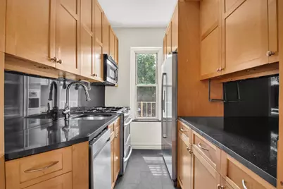 91 Payson Avenue #2C, New York, NY 10034 - Photo 6