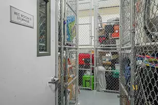 47-28 11th St, New York City, NY 11101 - Photo 12