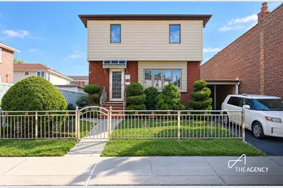 11 Austin Avenue, New York, NY 10305 - Photo 1