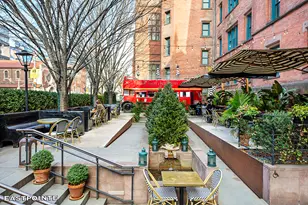335 W 21st St, New York City, NY 10011 - Photo 10